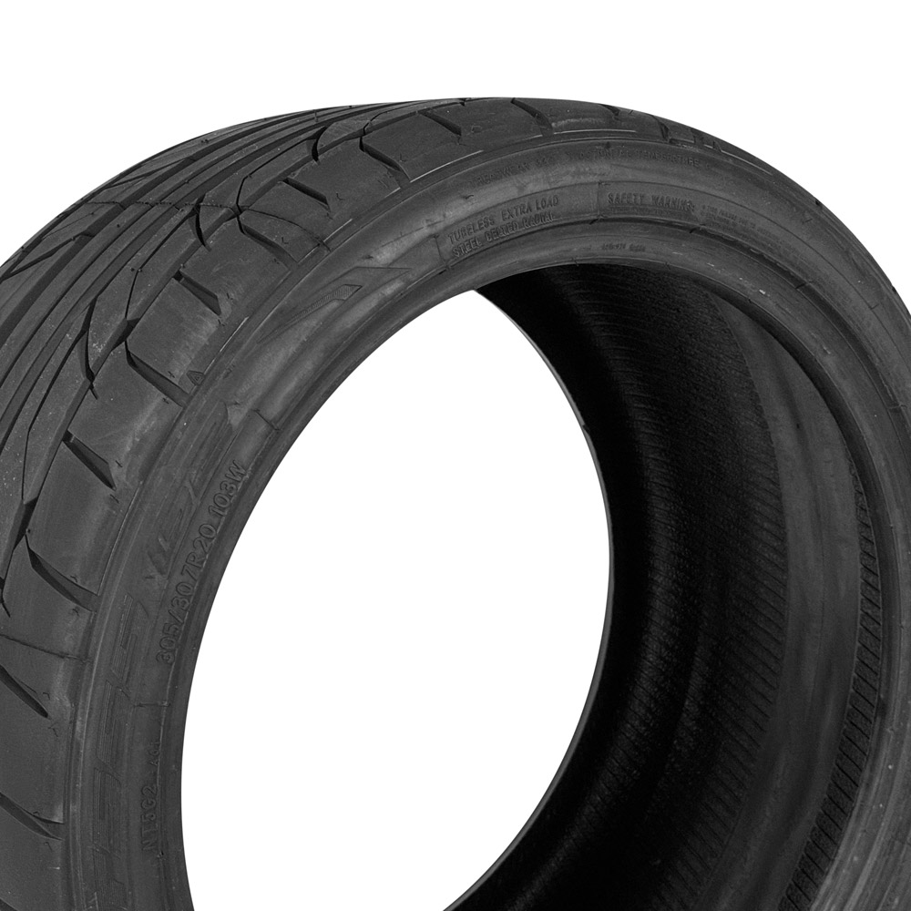 Nitto NT555 G2 Tire (305/30ZR20 103W) vzn124066